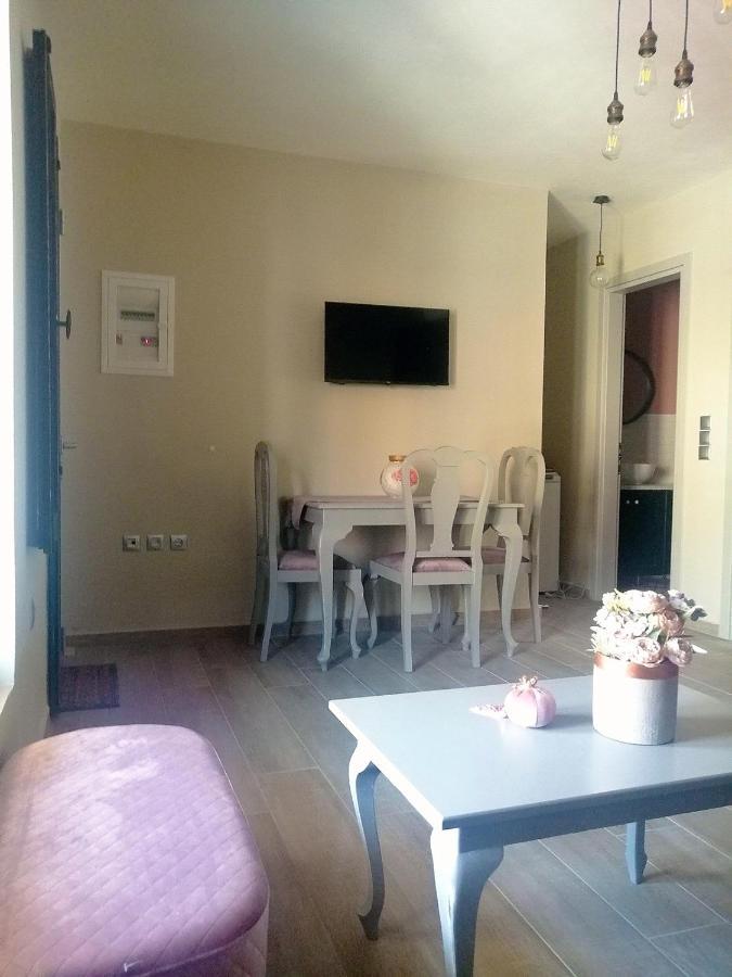 Euphoria Superior Suite Apartment 阿尔戈斯托利翁 外观 照片